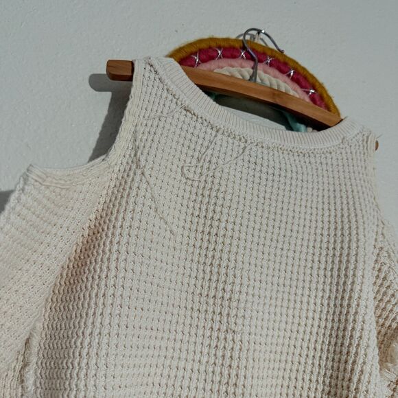Free People Cold Shoulder 100% Cotton Knitted
Crocheted Sweater Size XS - Picture 5 of 5